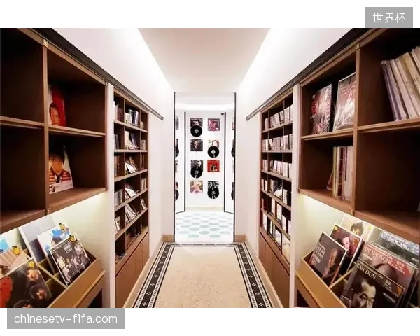 体育场馆联动商圈消费的场景为何难复刻，版权运营方是否忽视了核心受众的消费心理？